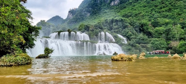 The impressive sight of Ban Gioc Waterfall in full flow
