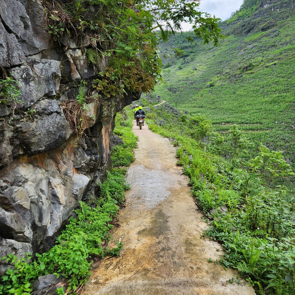 the ha giang area is riddled with these small pathways which are great fun