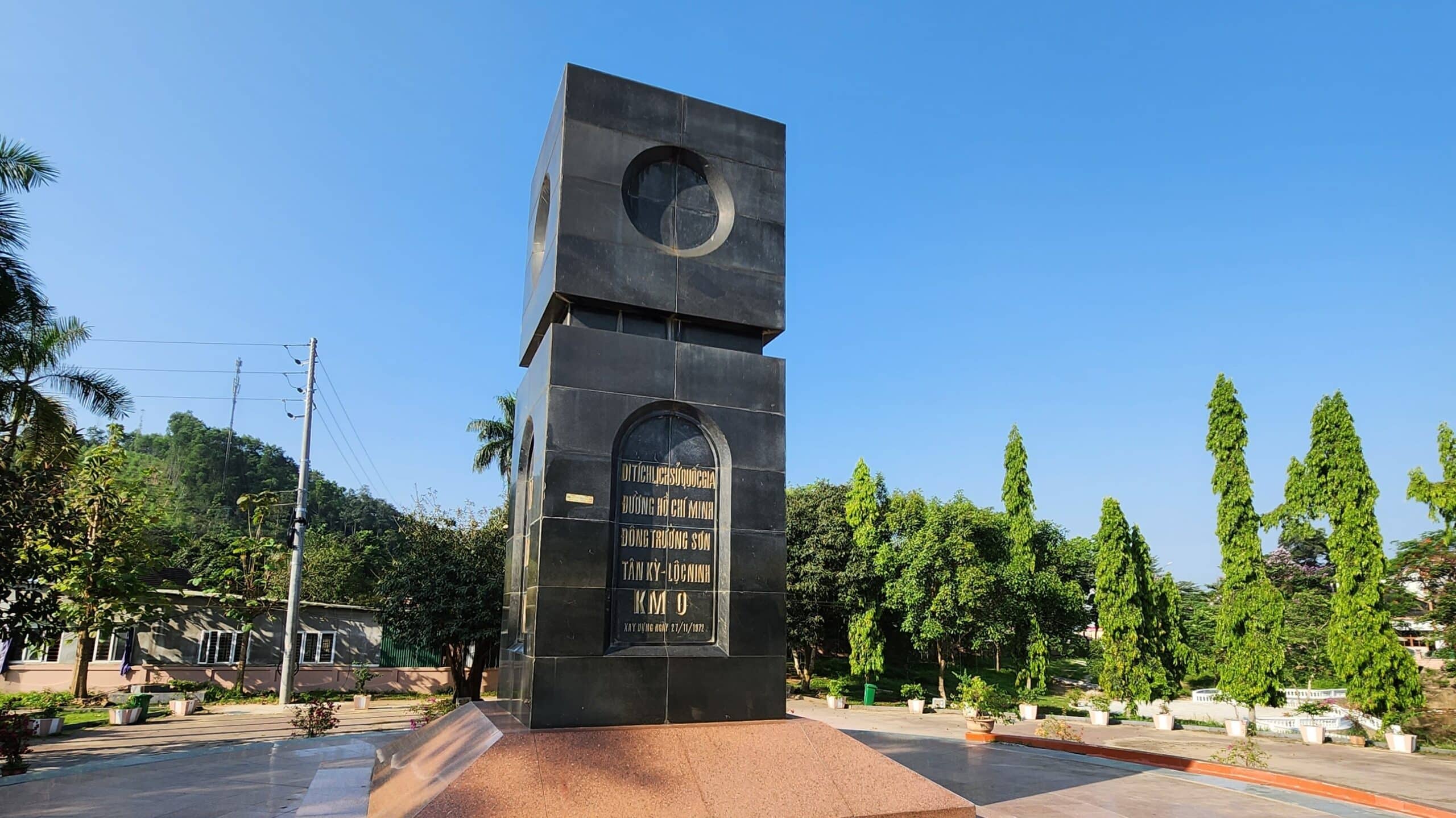 KmO Marker in Tan Ky marking the beginning of the Ho Chi Minh Highway